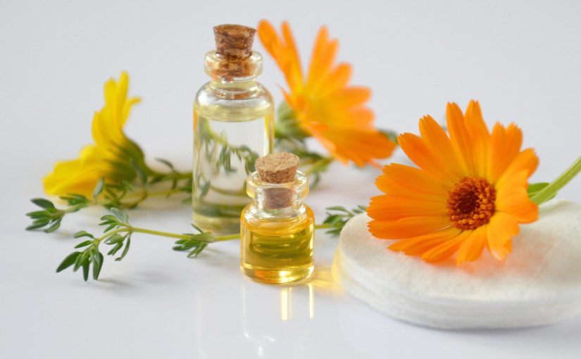 Essential Oil Fragrance Guide: What Is It And How To Use