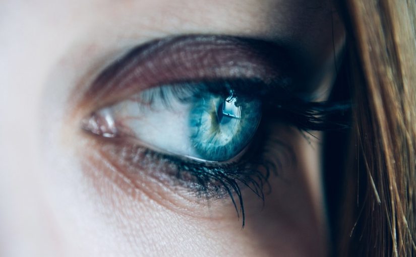Why Are Fake Eyelashes So Popular?