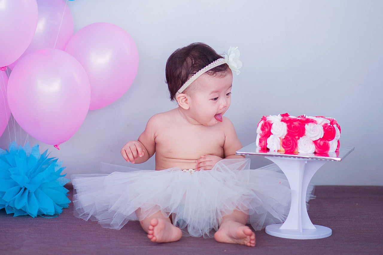 Making Memories with Mess: Capturing Fun with Cake Smash Photography