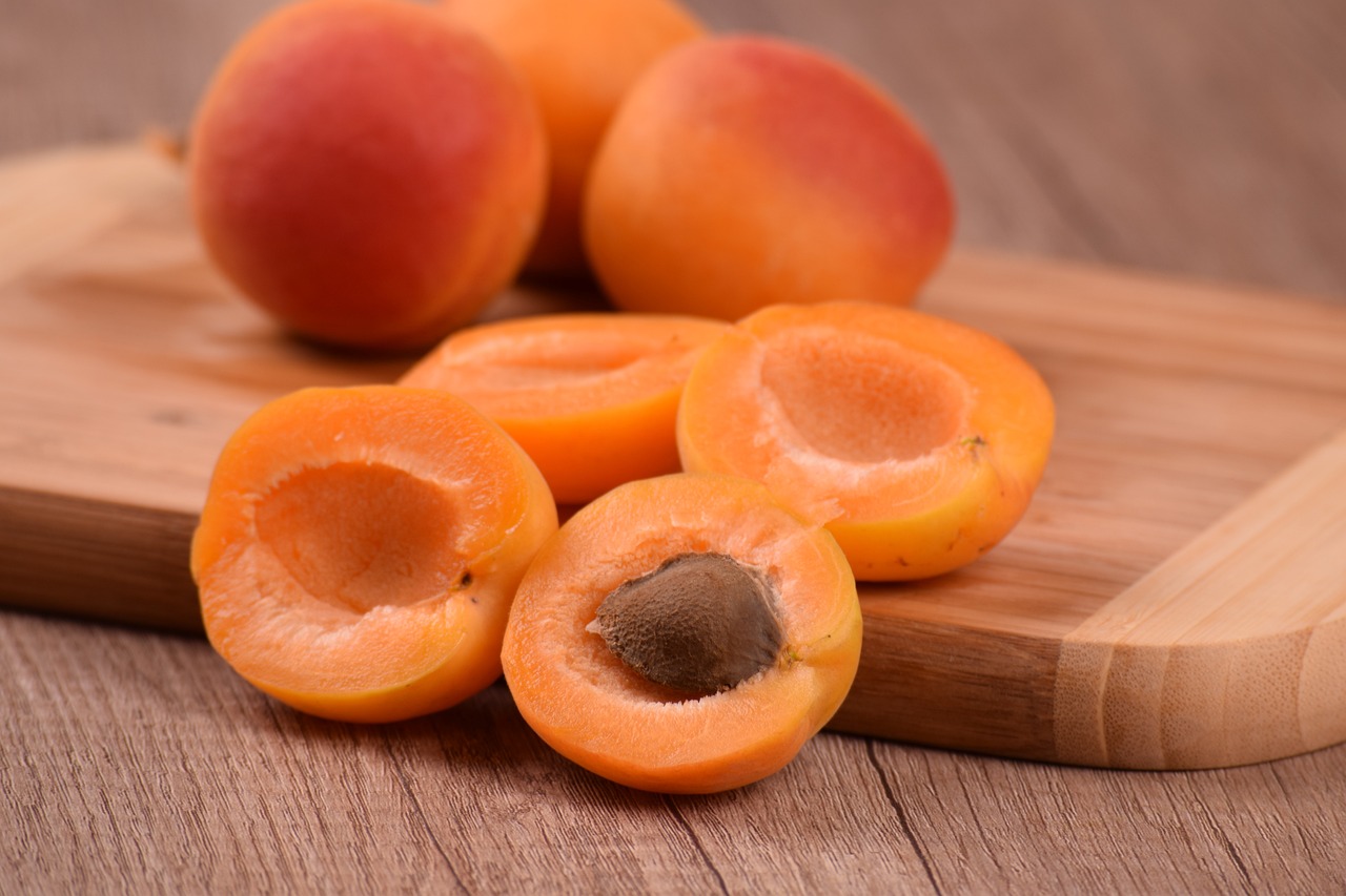 Why You Should Consider Adding Apricot Seeds to Your Diet