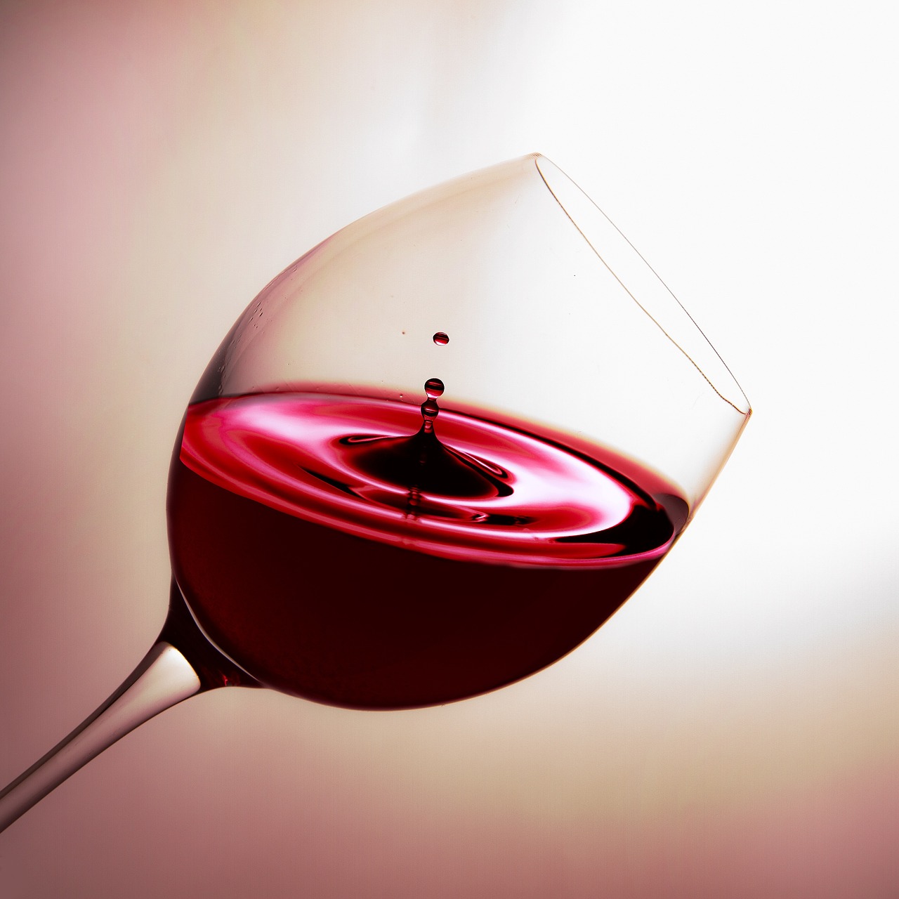 Discover the Most Delicious and Healthy Drink: Best Zero Alcohol Wine