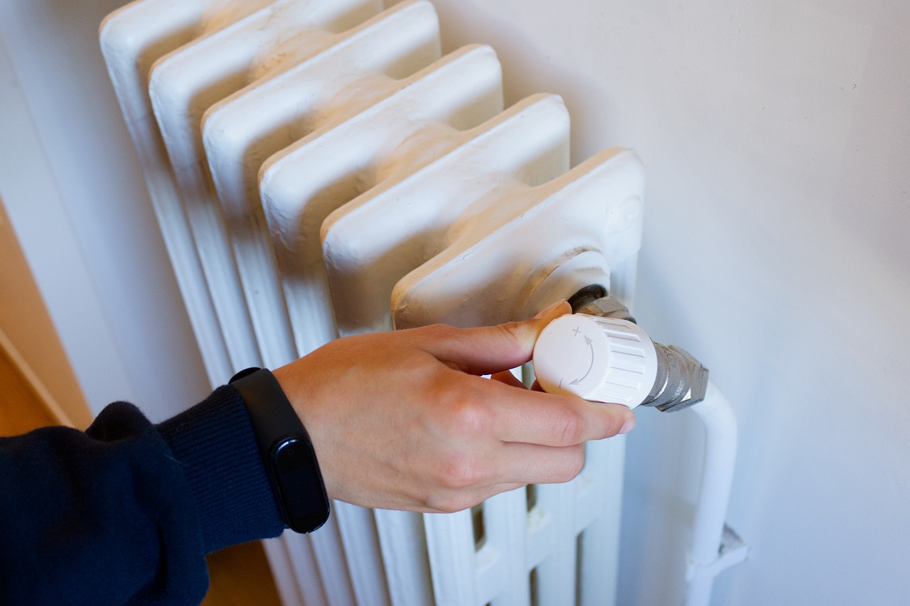 Benefits and Costs of Installing a New Heating System