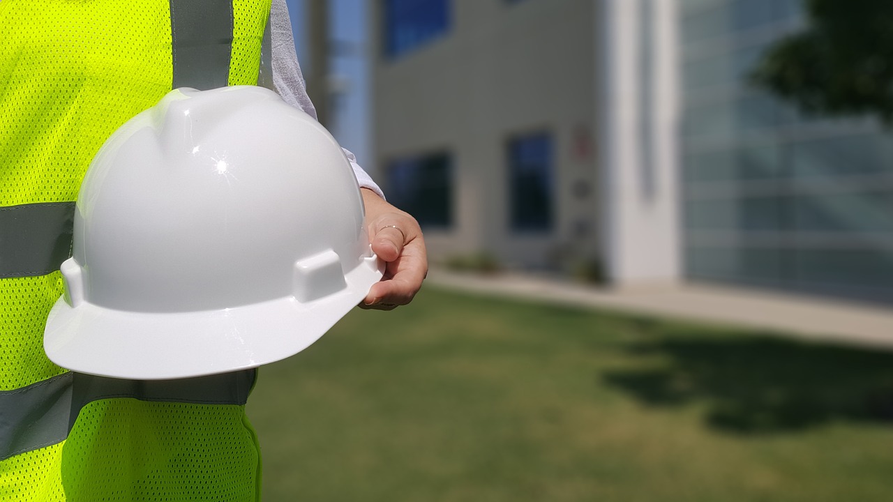 The Importance of Efficient Management for Your Contractors