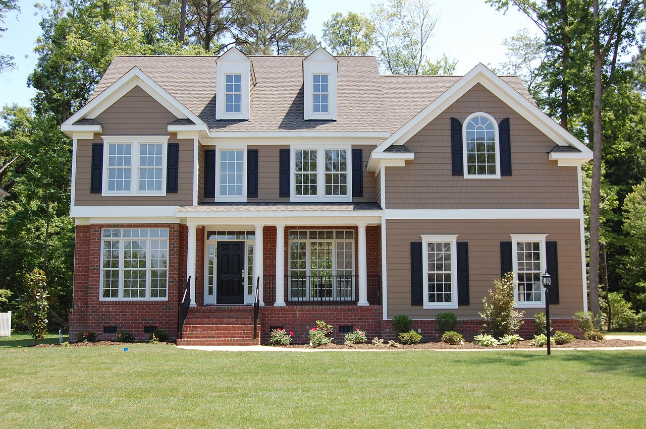 What You Need to Know About Durable and Maintenance-Free Siding